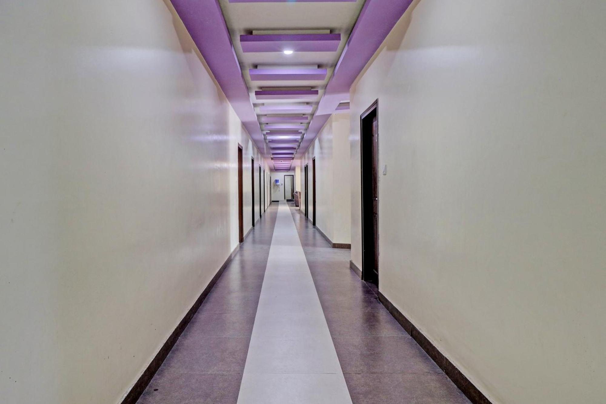 העיר בנגלור Hotel O Royal Bliss International מראה חיצוני תמונה