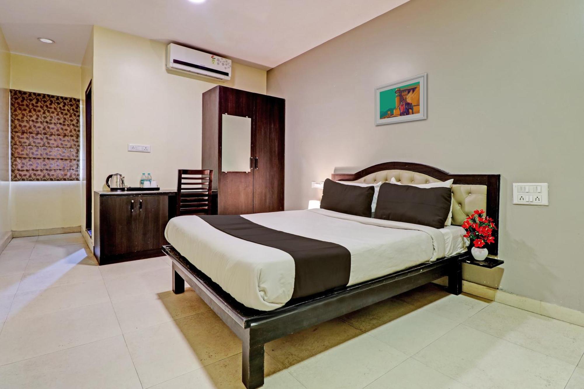 העיר בנגלור Hotel O Royal Bliss International מראה חיצוני תמונה